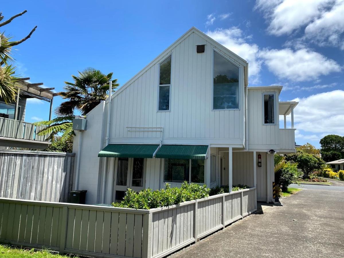 Chamberlain House - 3 Bedroom House By Manly Beach Auckland Exteriér fotografie